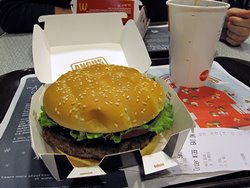 McDonalds-Angus-Beef-Burger